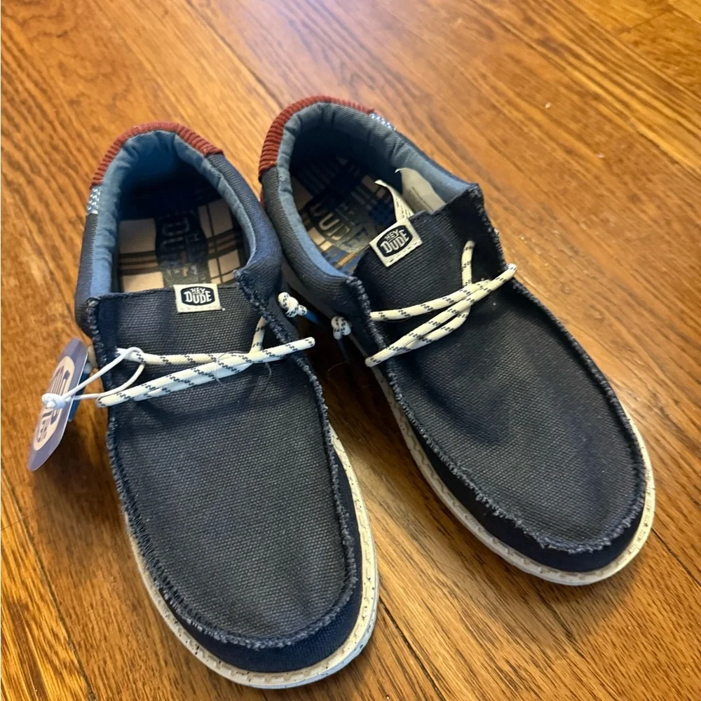 Hey Dude never worn